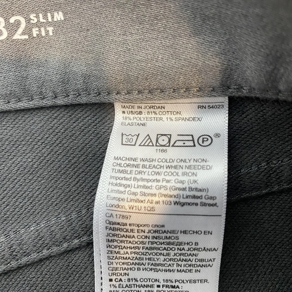 Banana Republic Traveler Jeans Mens 31x32 Gray Med Wash Slim Straight Denim